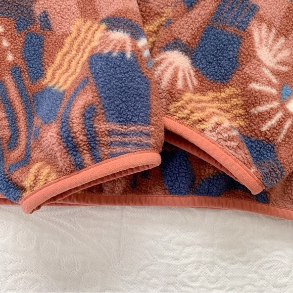 RARE🔥 Patagonia Women's Lightweight Synchilla Snap-T Fleece Pullover, Big Sisu - Picture 8 of 10